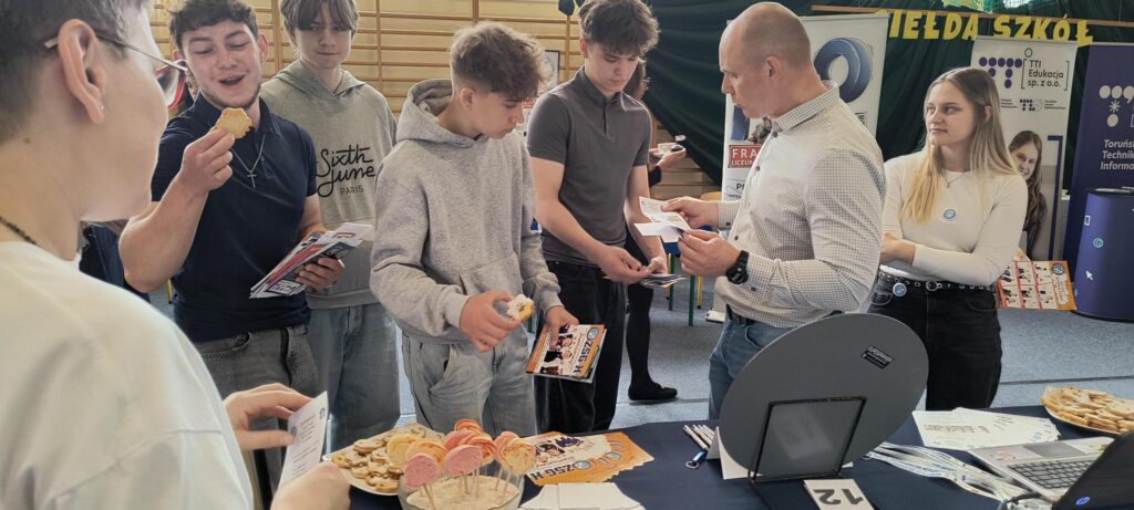 Wizyta ZSGH na Giełdzie Szkół Średnich w Łysomicach